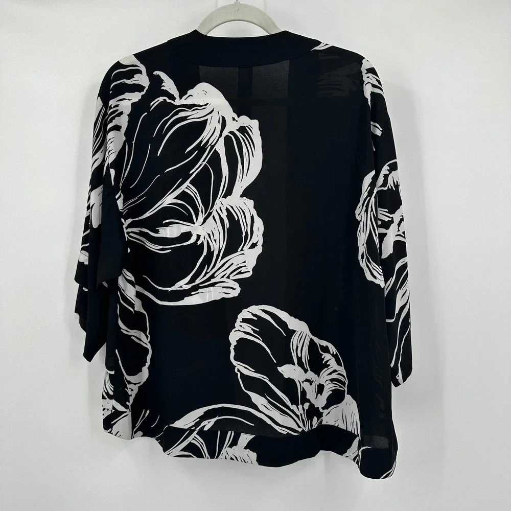 Travelers Collection Womens Floral Topper Jacket Size 0 US S Black White‎ Kimono